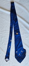 INTERNAZIONALE FC  cravatta neroazzurra da rivedere e stirare (C)