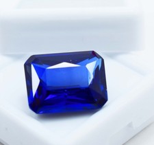 Pietra preziosa zaffiro blu