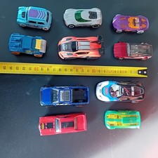 25 pz modellini di auto varie