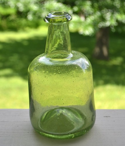 Vecchia bottiglia bollicine - vecchia, di
