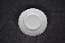 A202) Stupendo piatto da dolce bianco filo oro in porcellana Richard Ginori