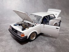 AUTOart Volvo 240 Turbo 1/18