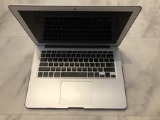 MacBook Air inizio 2015 13" (i5 5a generazione/1,8 GHz/8 GB/256 GB SSD/)
