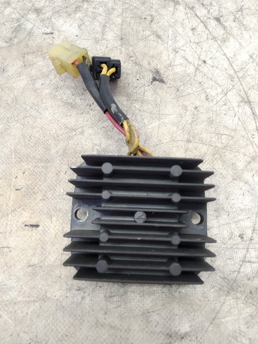 Regolatore tensione - di,