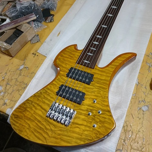 Basso elettrico corde - 6,