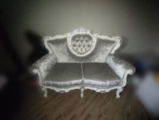 Divano due posti; legno