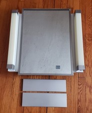 Armadietto porta medicinali