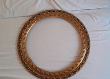 Cornice TONDA  in legno oro foglia pastellata  vintage  64 cm.