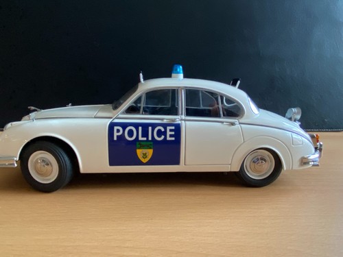 Jaguar police - mk,