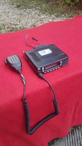 Kenwood uhf transceiver - cb, fm
