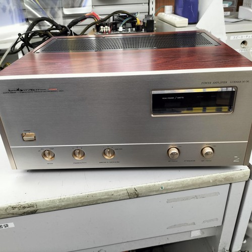 Luxman power amplifier - m-06,