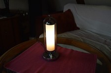 Antica lampada da tavolo ceca