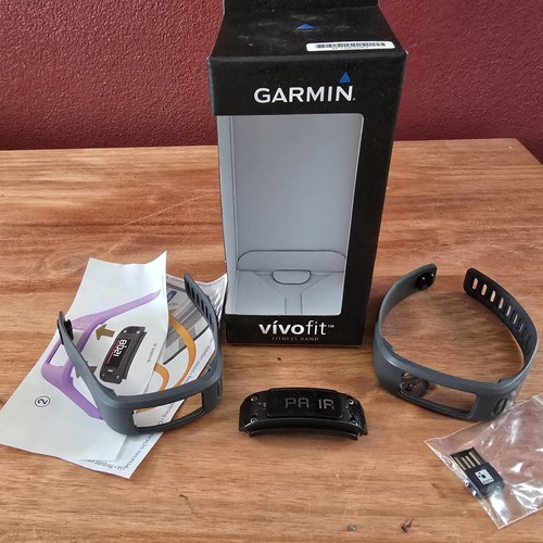 Garmin vivofit fitness tracker - vivofit,