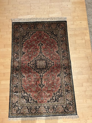 Tappeto orientale annodato - , a