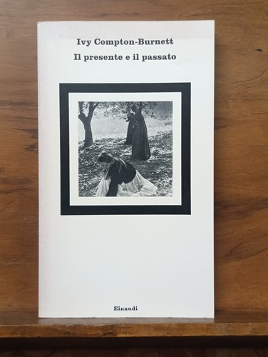 Presente passato libro - presente, e