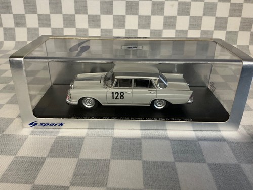 Spark s1004 mercedes 220 - s1004,