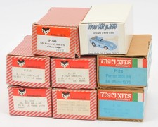 X1 Tron 1/43 Kit Resina Auto e Metallo Bianco - Preverniciato Professionalmente, Senza Decalcomanie