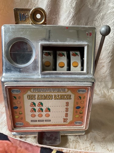 Vtg medley cent - cent, tabletop