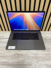 MacBook Pro 15" 2018 i7 16gb