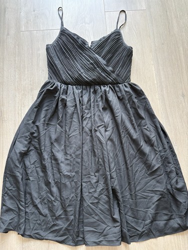 Abito midi nero plissettato
