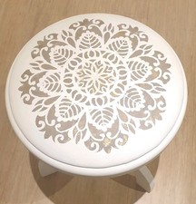 Sgabello bianco vintage