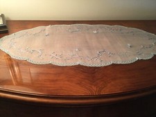 Trittico centrini camera letto