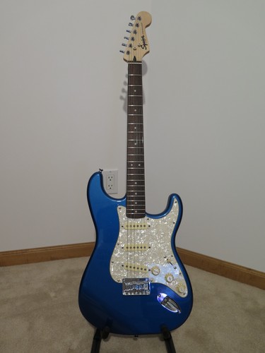 Squire stratocaster - squire,