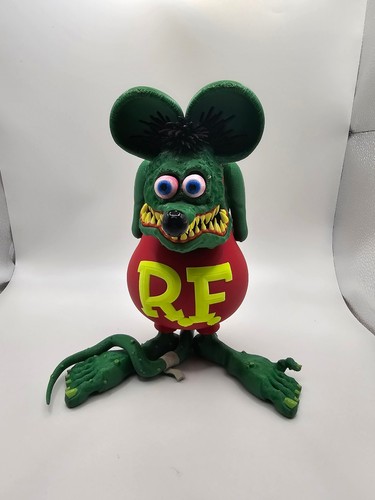 Rat fink statuina - statuina, alta