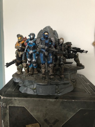 Statua halo reach legendary - statua,