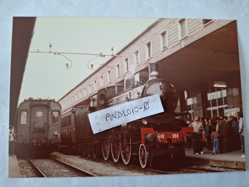 Fotografia stazione - stazione, di