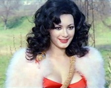 Edwige Fenech in low cut red