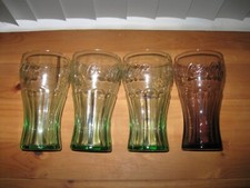 Lotto di 4 bicchieri da coca