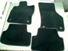 JEU DE TAPIS VW Golf VII (AUA)