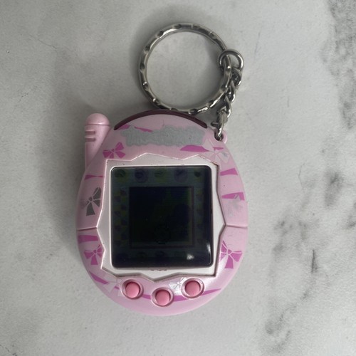 Tamagotchi 2004 vintage - tamagotchi,