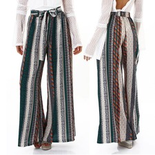 Pantalone palazzo taglio ampio