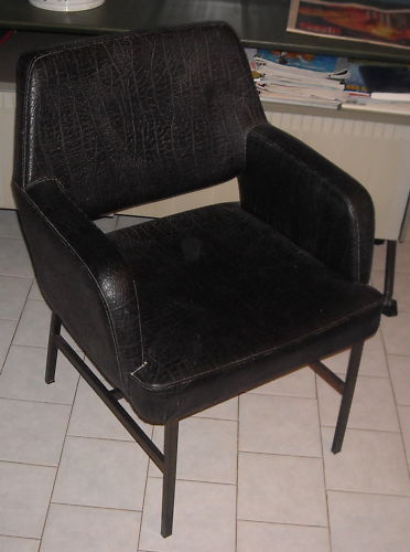 DESIGN-MODERNARIATO-POLTRONA