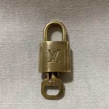 LOUIS VUITTON Cadena lucchetto