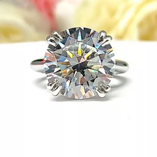 Certified round cut - 6.65,