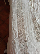 copriletto matrimoniale in lino con ricamo a macchina