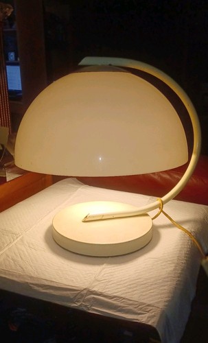 Vintage table lamp - table,