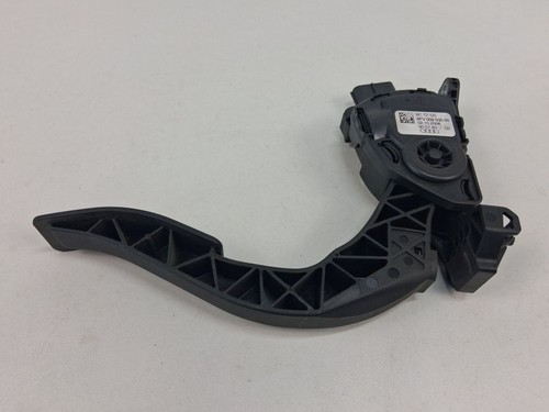Acceleratore pedale di - /,