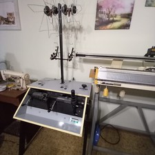 Roccatore/dipanatore elettrico industriale convertito per la rete domestica