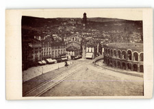 P Bertoja, Italie, Vérone (Verona), Vue générale avec les Arènes, CDV vintage, c
