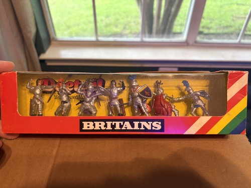 Britains ltd vintage deetail - britains,