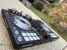 Pioneer DJ DDJ SR2 Controller