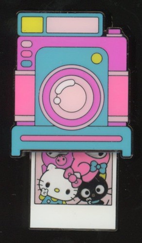 Loungefly retro camera - retro,