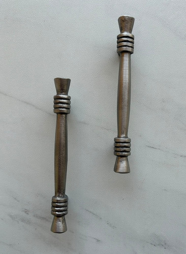 Maniglie estraibili per ante