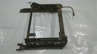 Sedile anteriore nissan - dx,
