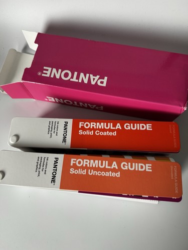 Pantone formula guide set 2023 - guide,