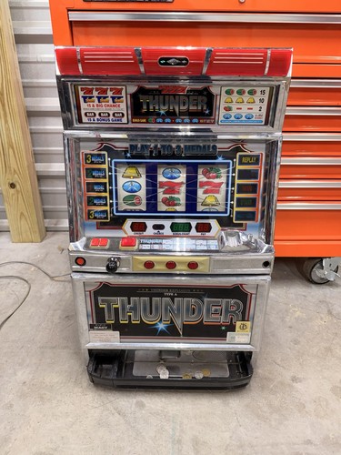 Slot machine skill stop style - machine,,
